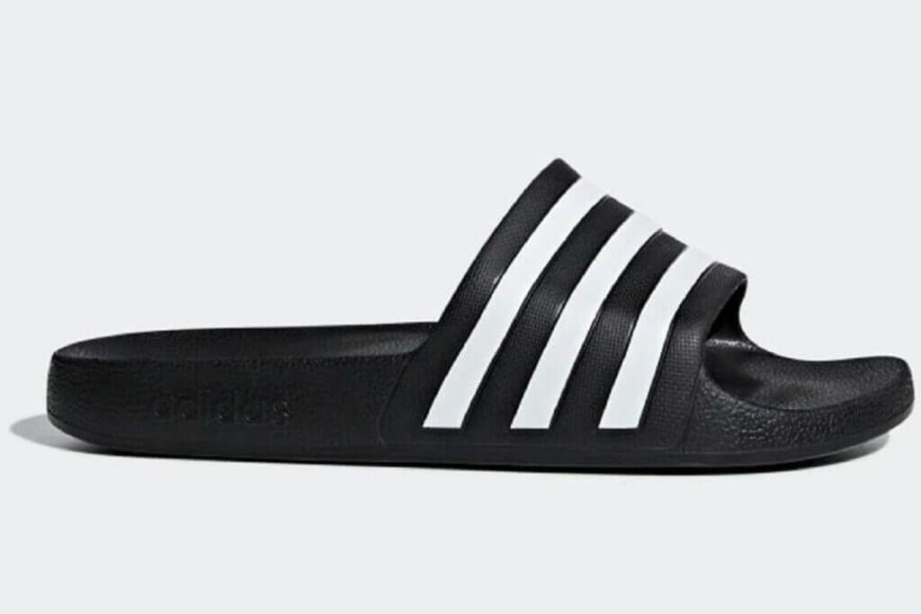 làm sạch dép adidas